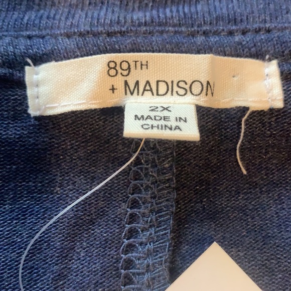 NWT 89th + Madison 2xl blue top - Picture 8 of 10